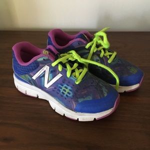 New Balance tennies